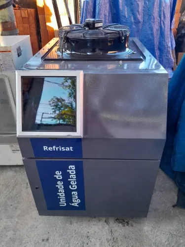Unidade de água gelada Refrisat 15.000 Kcal/h