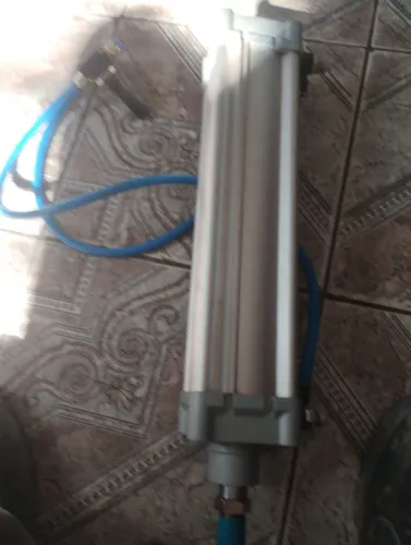Pistão pneumático