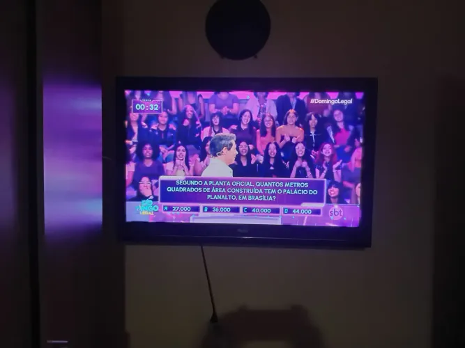 Televisão 43 polegadas