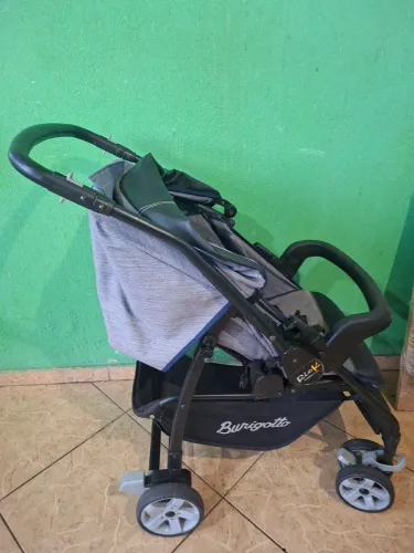 Carrinho de bebê