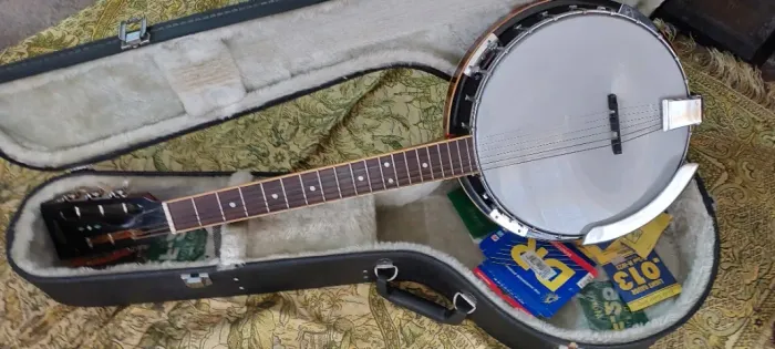Banjo Americano Aria Modelo SB 100 G com Hard kase Vintage Anos 70