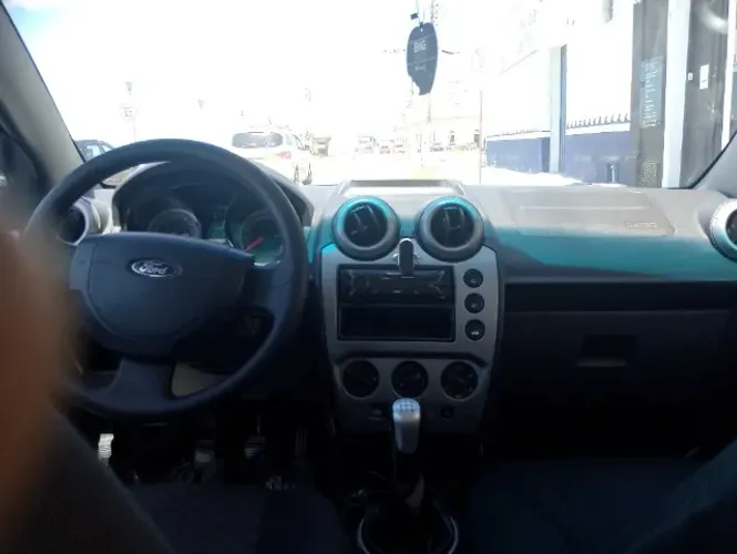 Ford Fiesta SE 1.0 8V Flex 5P 2014