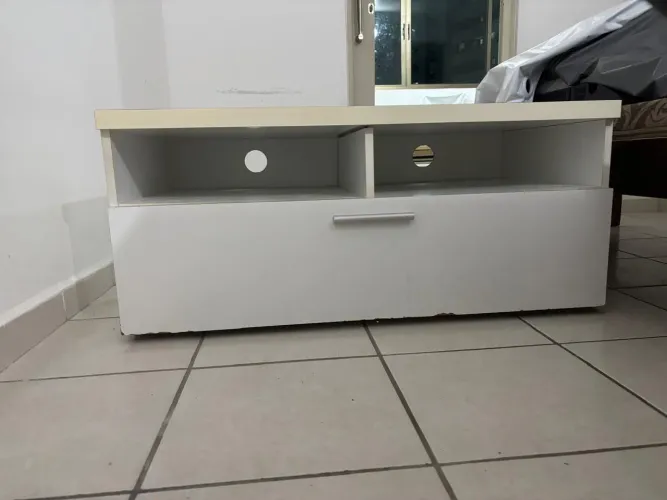 Rack para TV Branco com Gaveta e Nichos
