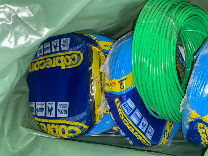 Fios elétricos