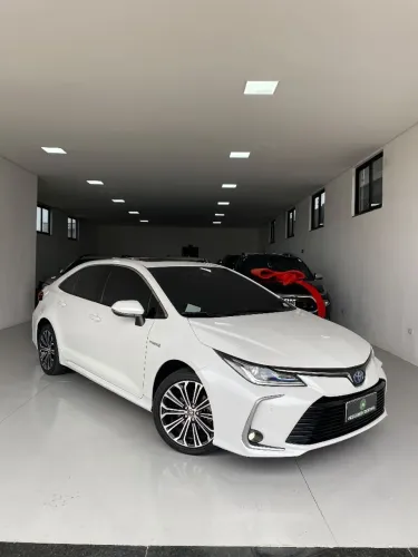 Toyota Corolla Altis Prem. Hybrid 1.8 Flex AUT 2022