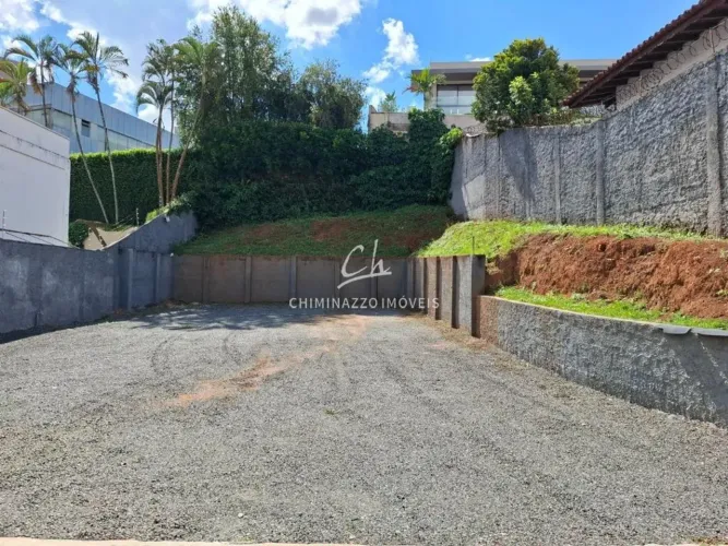 Terreno à venda em Campinas, Nova Campinas, com 558 m²