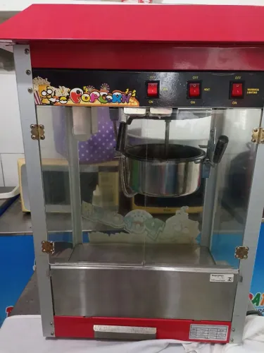 Vende - se uma Pipoqueira Nova