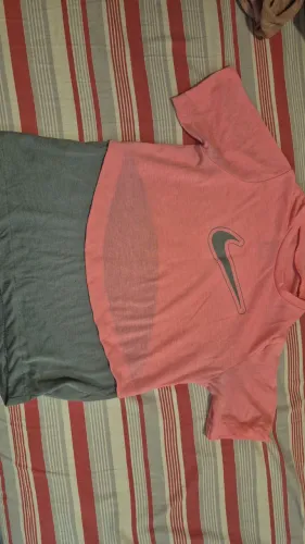 Blusinha da Nike feminina - 10 anos