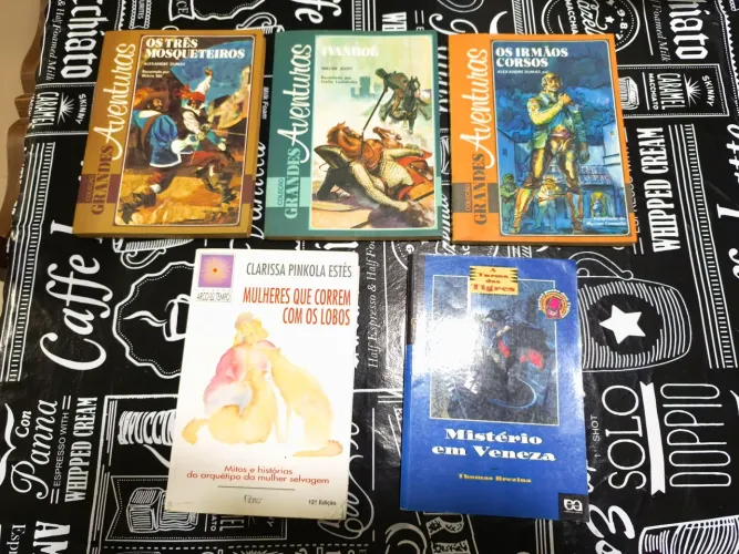 Livros diversos