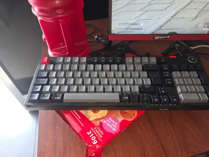 Teclado mecânico sem fio triple-way ( wi-fi, usb e Bluetooth), novp na caixa