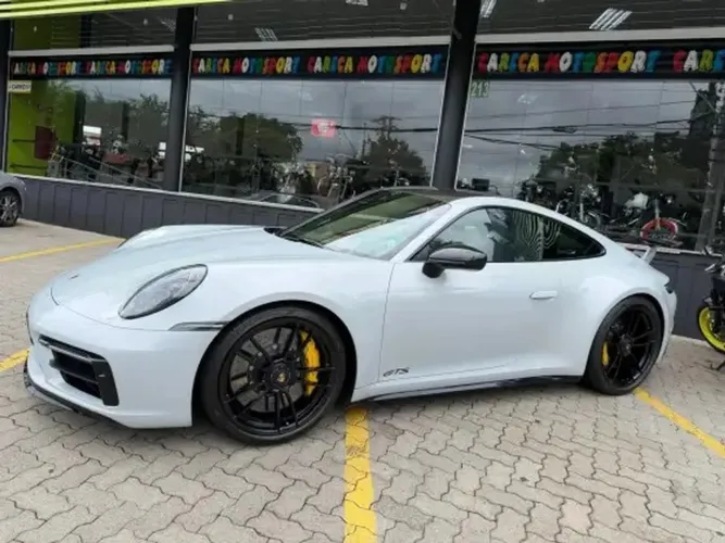 Porsche 911 Carrera 3.0 24V H6 PDK 2023