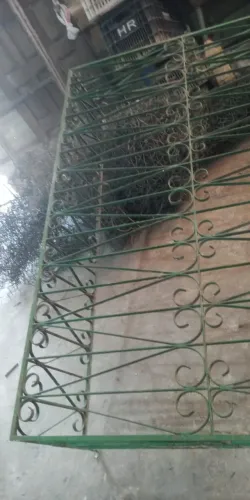 Grade ornamentada com 1,65 de largura com 1,68 de altura