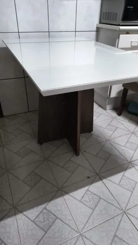 Mesa de jantar retangular