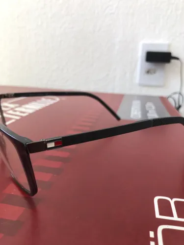 Armação Óculos Tommy Hilfiger
