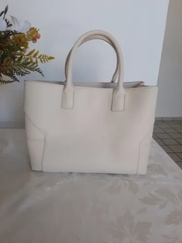 Bolsa Arezzo