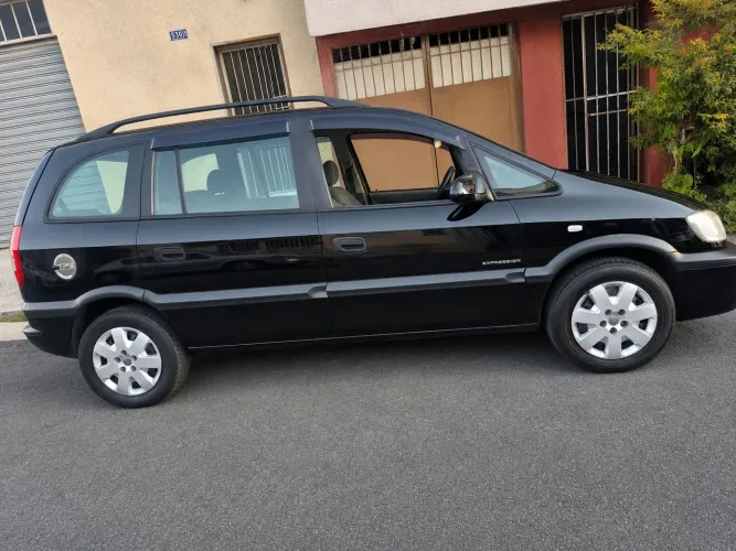 Chevrolet Zafira Expres. 2.0 MPFI Flexpower 5P AUT 2010