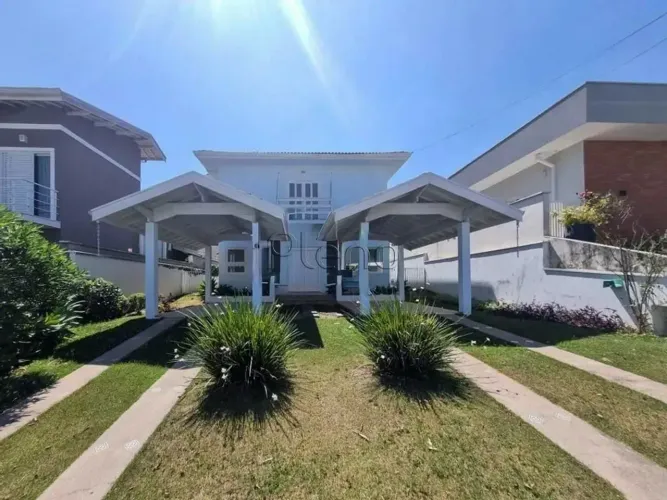 Casa Venda no Condomínio Terras de São Francisco em Vinhedo, no bairro Pinheirinho.