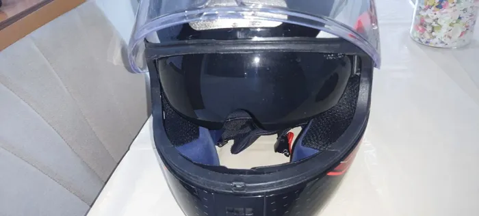 Capacete com óculos tamanho 58