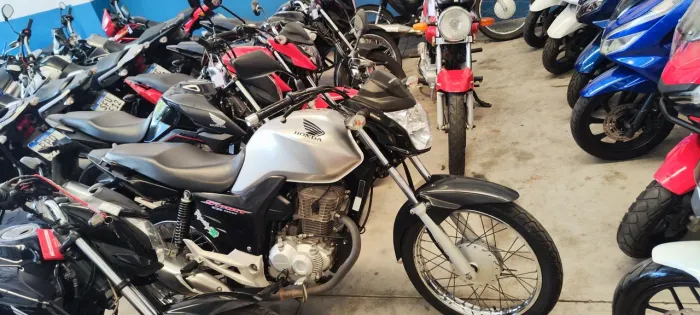 Honda vc start 160 prata 2024 Shalon veículos Cariacica 