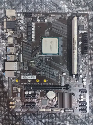 Kit Ryzen 3 3200G + PLACA MÃE A320M + 8GB DDR4 