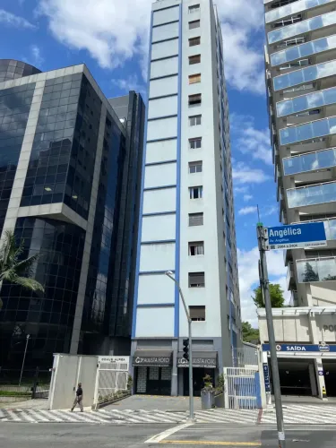 Apartamento para aluguel possui 36 metros quadrados com 1 quarto