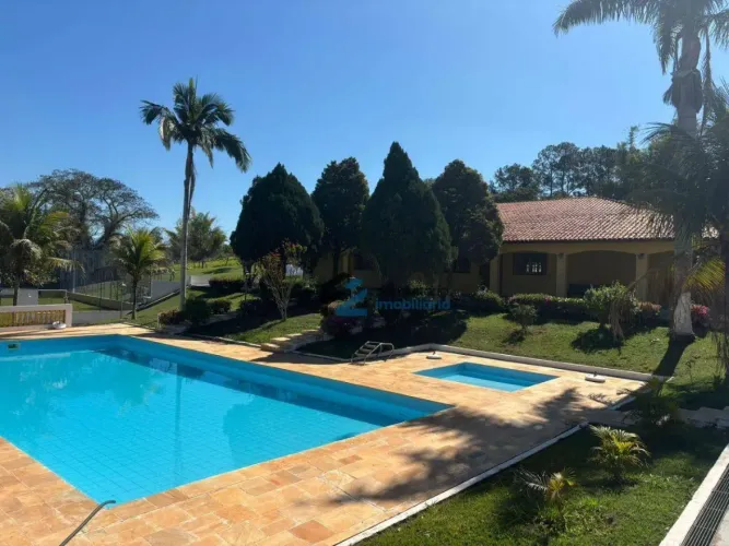 Chácara com 6 dormitórios à venda, 5000 m² por R$ 1.800.000,00 - Centro - Laranjal Paulist