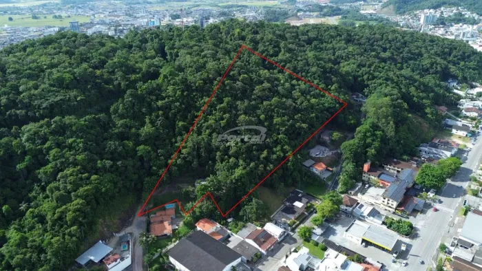 Terreno com 28.127,27m² próximo ao Hotel Raul´s a poucos passos do Centro de Gaspar.