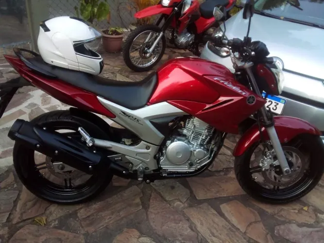 Fazer 250