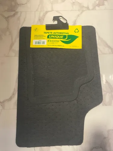 Jogo de tapete automotivo
