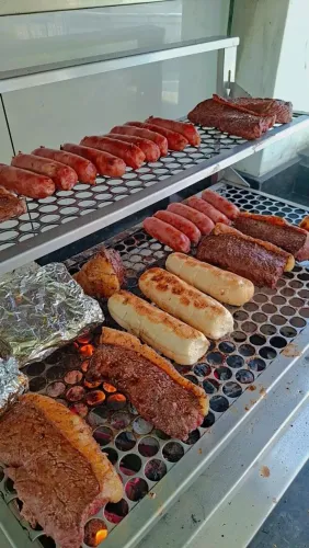 CHURRASQUEIRO 