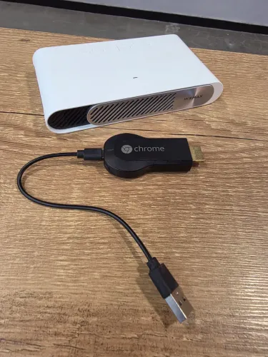 Projetor a Laser de Cinema - Tecnologia ALPD | WEMAX Go 300