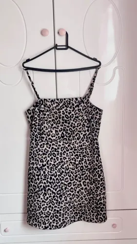 vestido oncinha pull&bear