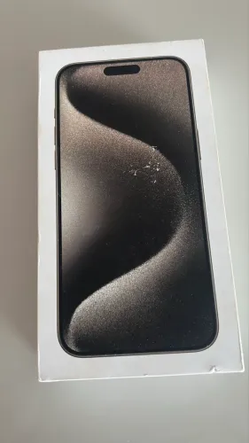Vendo Caixa do iPhone 15 PRO MAX 