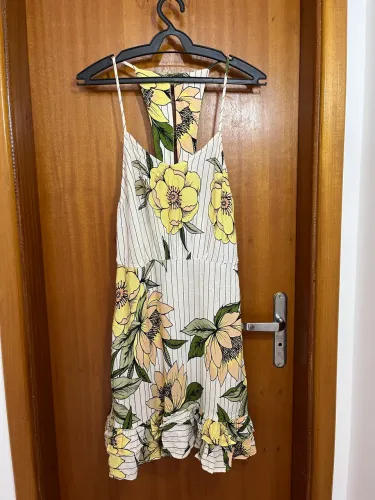 Vestido curto Farm