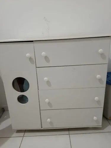 Cômoda ideal para guarda roupas e materiais infantis