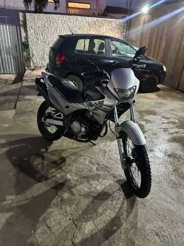 Moto toda nova 