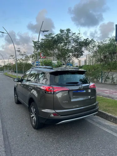 Toyota RAV4 2.0 Top 4X2 16V Aut. 2017