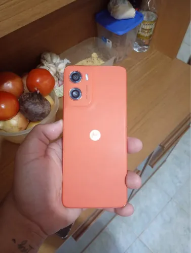 Moto g06