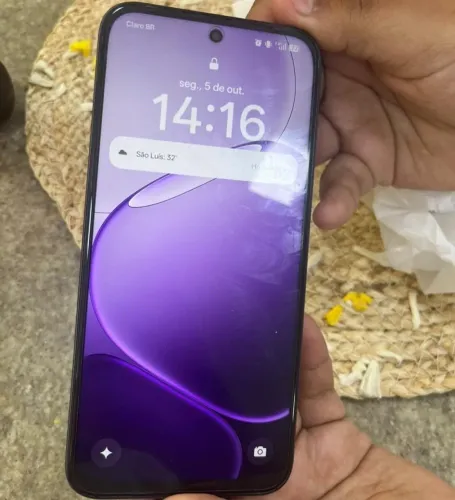 Vende-se um celular
