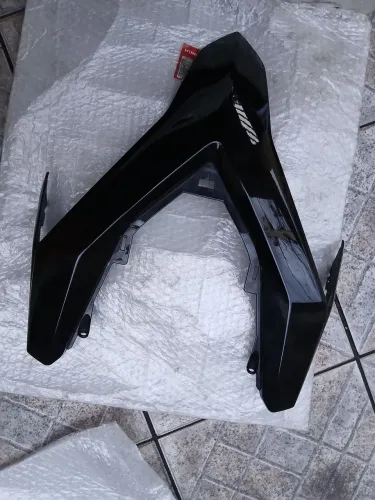 Tampa dianteira farol preta pcx 150 2017 