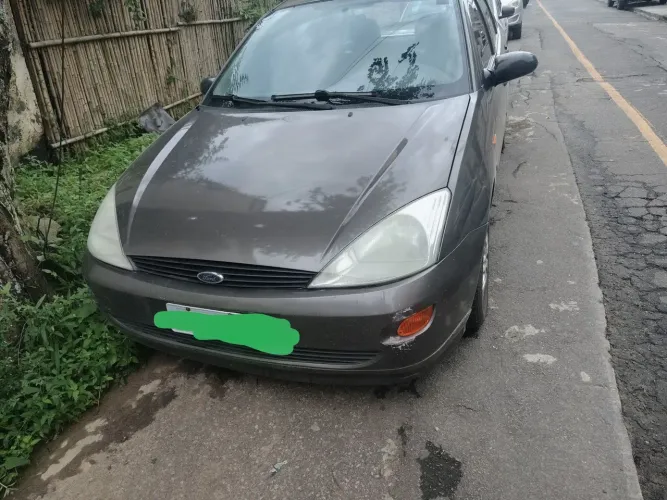 Ford Focus Sedan 2.0 16v/2.0 16V Flex 4P 2001