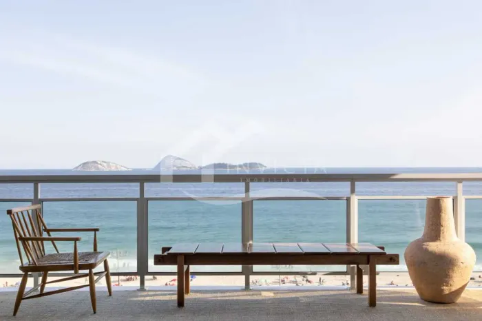 Sonho carioca: maravilhoso 3 quartos com vista frontal mar em Ipanema