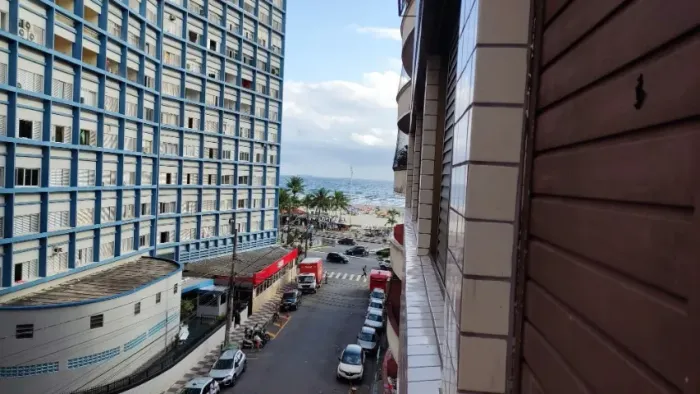 Apto p/ alugar, 1 dorm, na Divisa Santos/S. Vicente, a 130m da praia