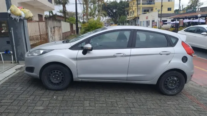 Ford Fiesta SE 1.6 16V Flex 5P 2017