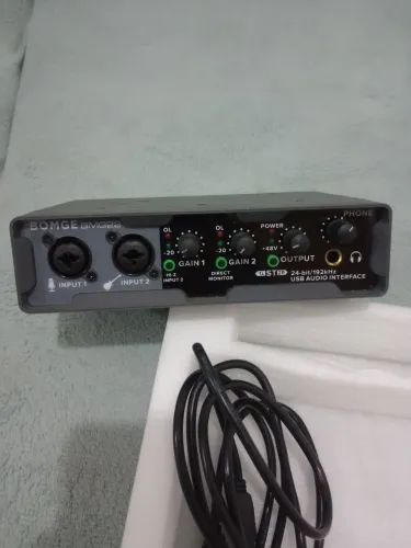 Interface de áudio USB BMG22