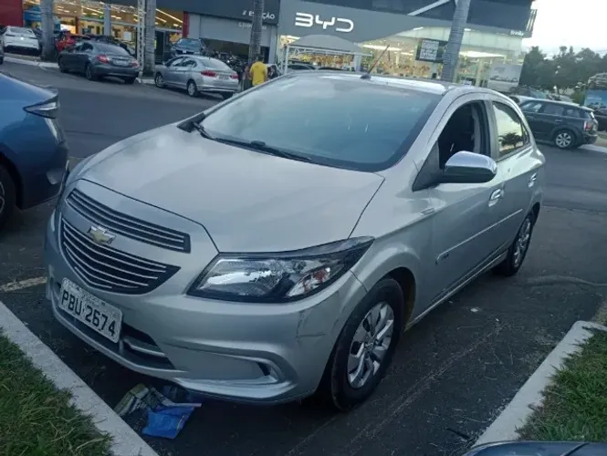 Chevrolet Onix JOY Hatch 1.0 8V Flex Mec. 4P 2019