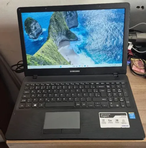 notebook Samsung i5/8giga de memória/bateria boa