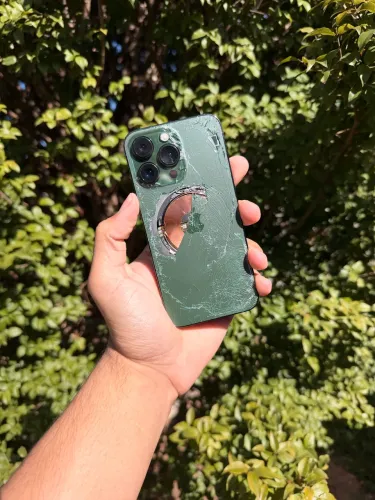 iPhone 13 128GB - Leia o anúncio 