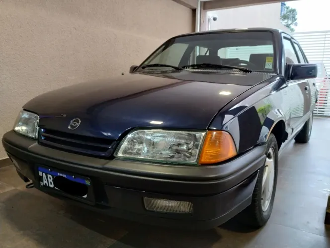 Chevrolet Monza Classic SE 2.0 /mpfi E EFI 2P E 4P 1991