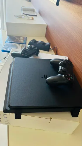 PlayStation slim